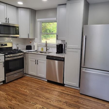 Rare Find! Private Heated Pool & Spa - Entire Home Near Atl City Center Atlanta Exterior foto